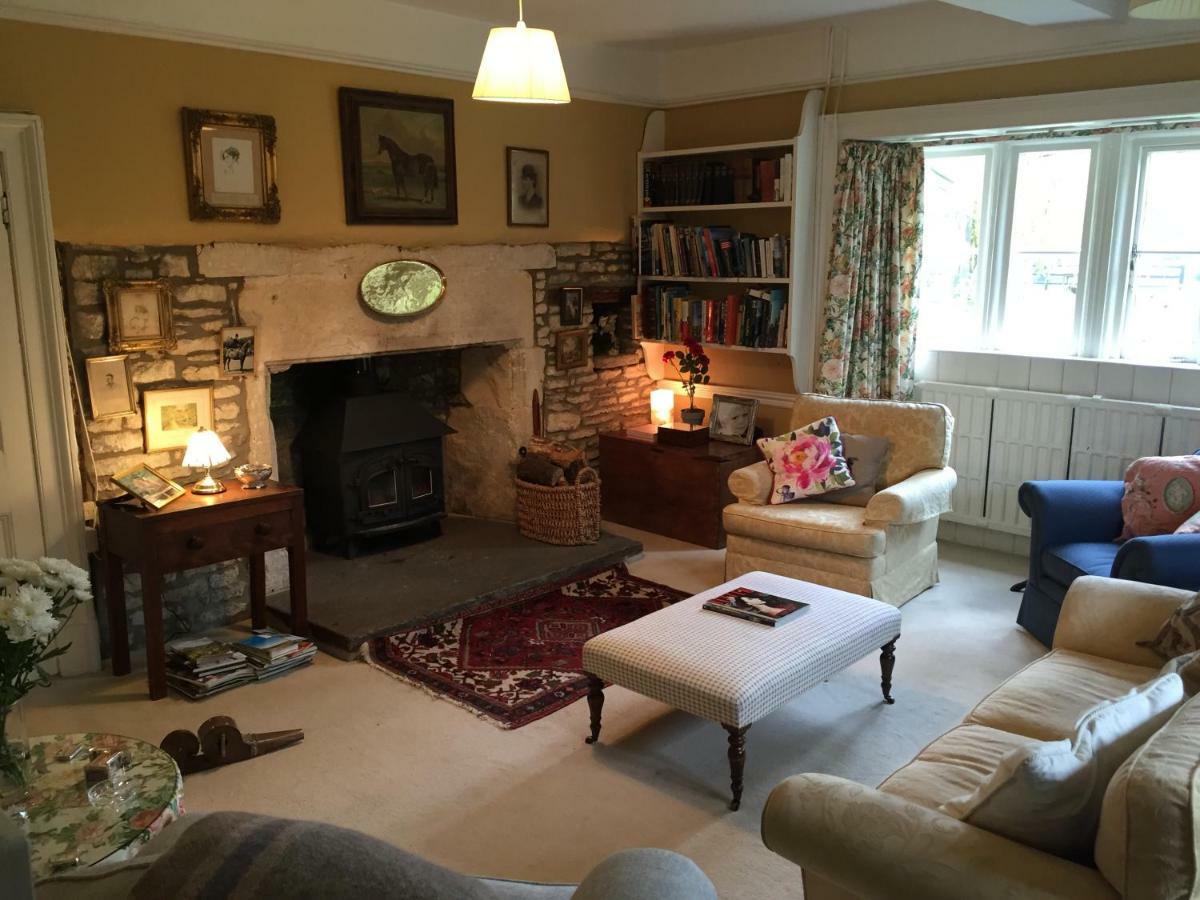 Villa The Manor Farm Alderton à Chippenham  Extérieur photo